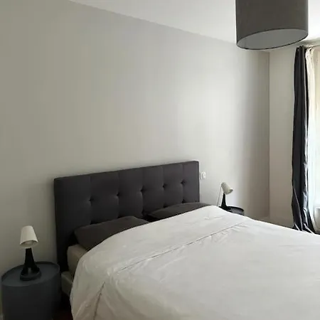 Apartment No Matter - Chic And Classy - Arc De Triomphe